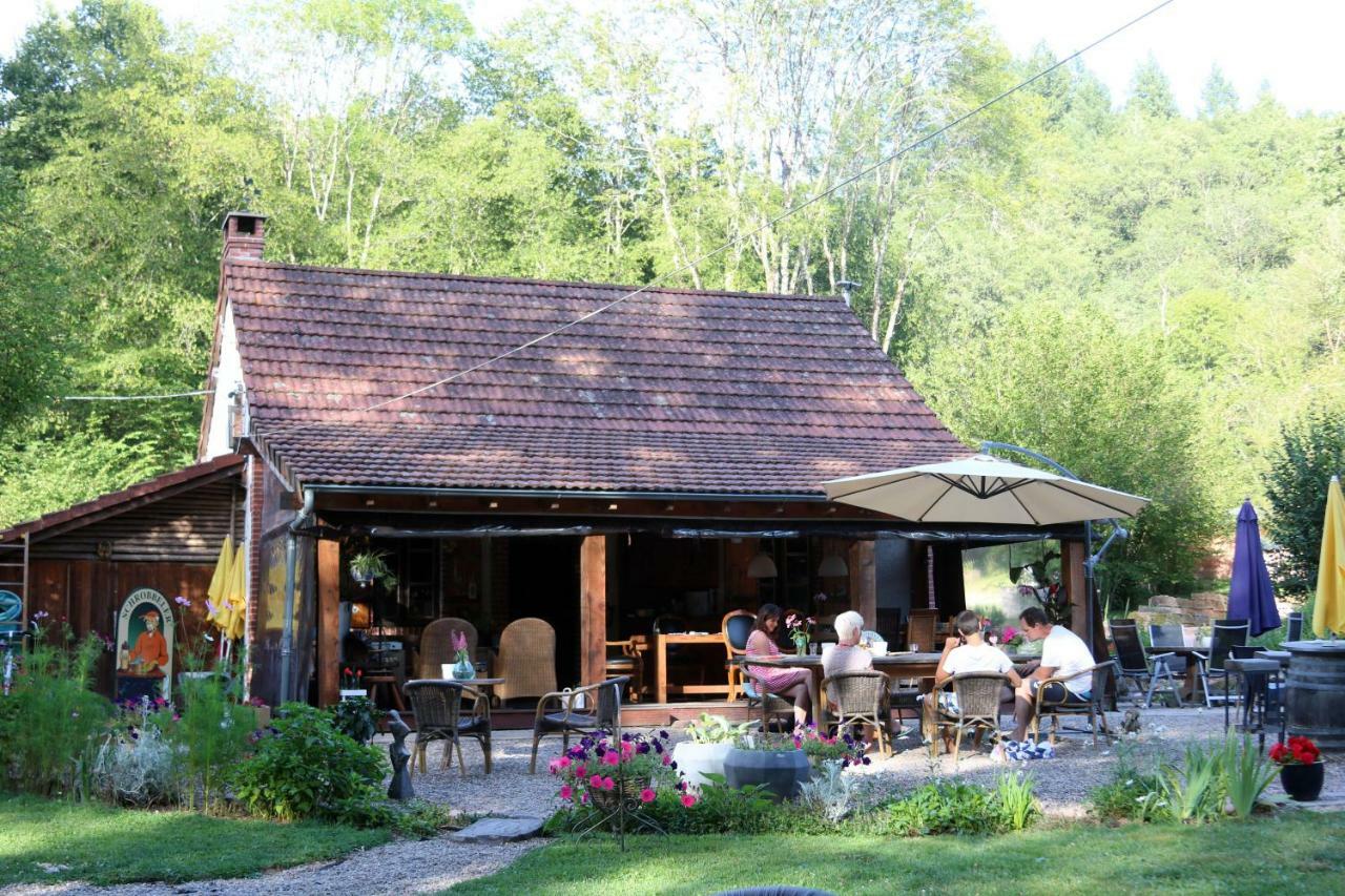 ホテル Domaine Chez Jem Le Breuil  エクステリア 写真