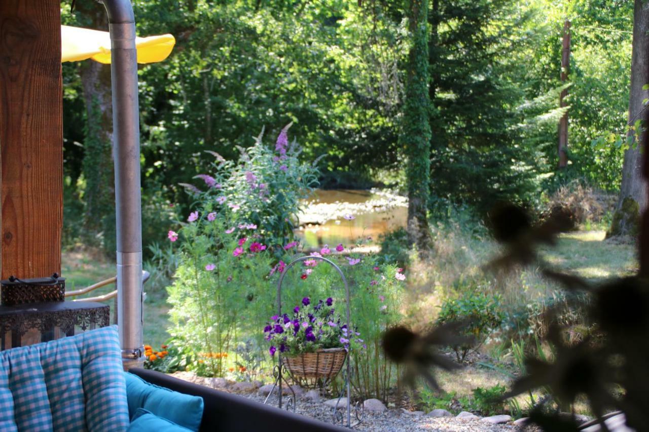 ホテル Domaine Chez Jem Le Breuil  エクステリア 写真